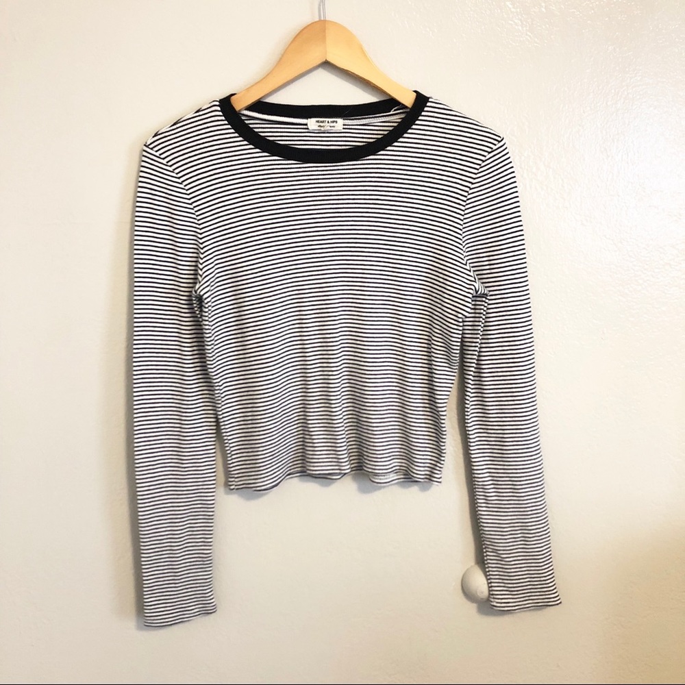 Heart & Hips Black&White Striped Crop Top Size M